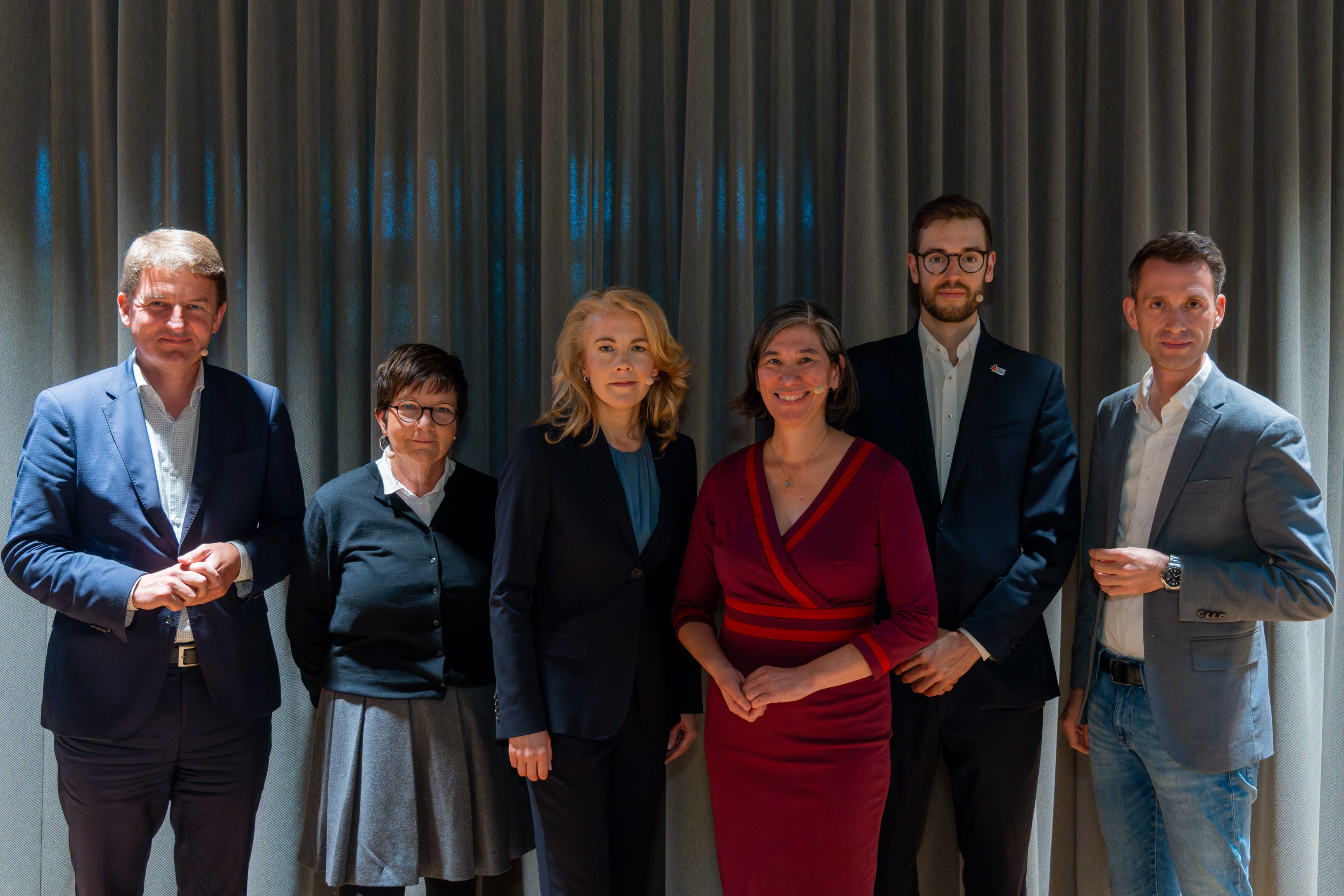 Panelisten und Miye