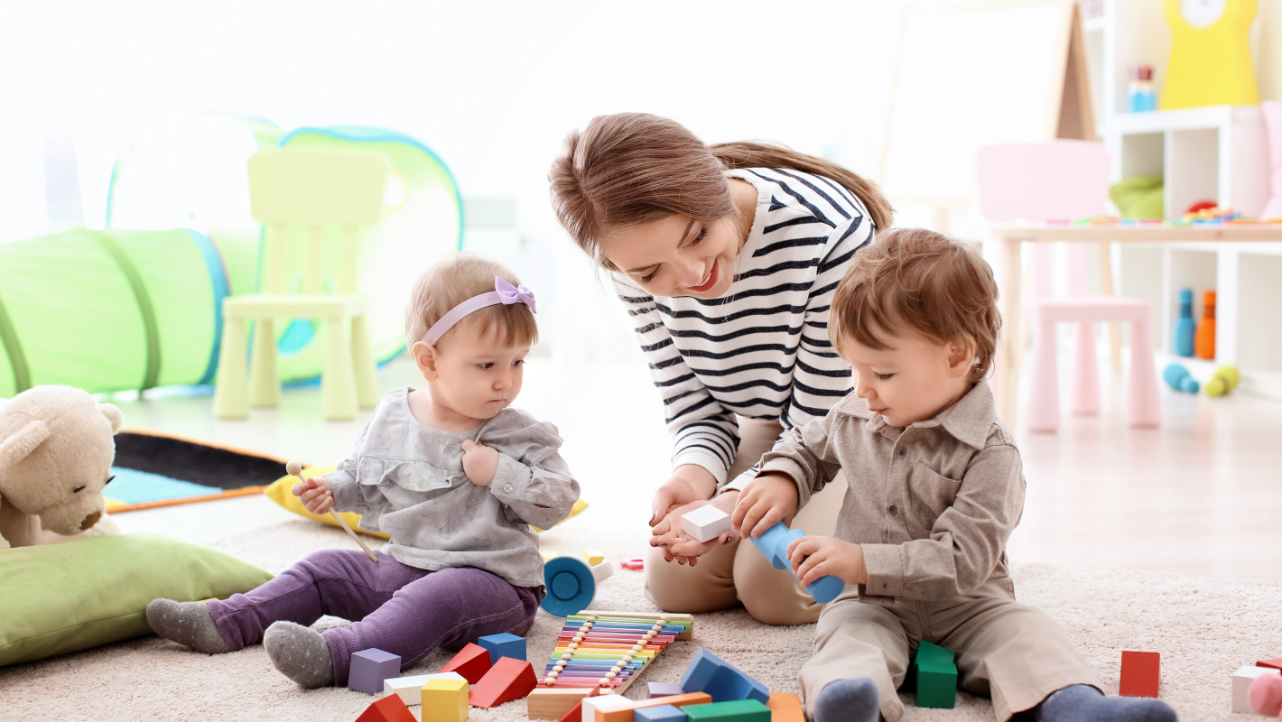Mutter mit Kindern